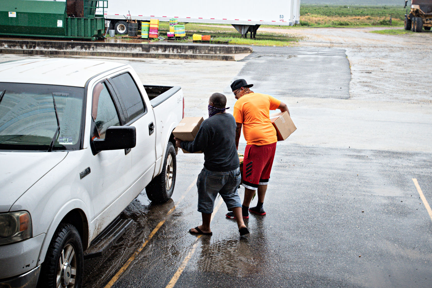 080120_nws_fooddrive